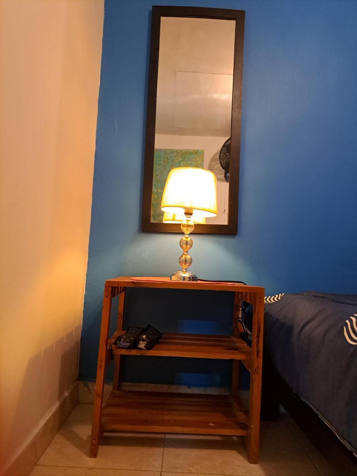 Hostel Shalom Adonai Cartagena Exteriör bild